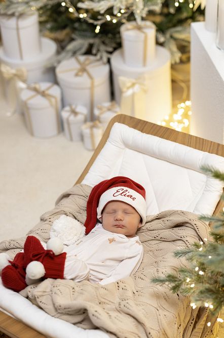 Hovedbilde Strikket nisselue med navn